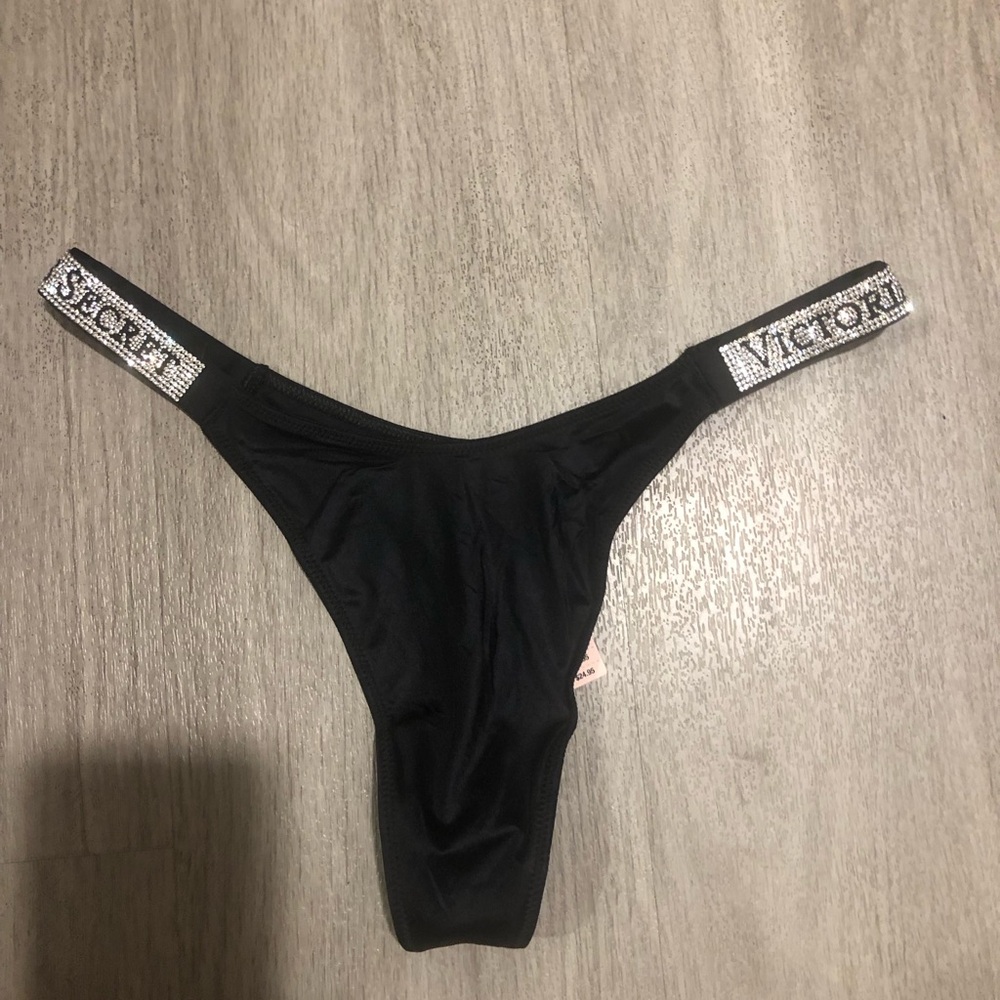 Victoria's Secret Black Thong with Rhinestone Logo Waistband M new